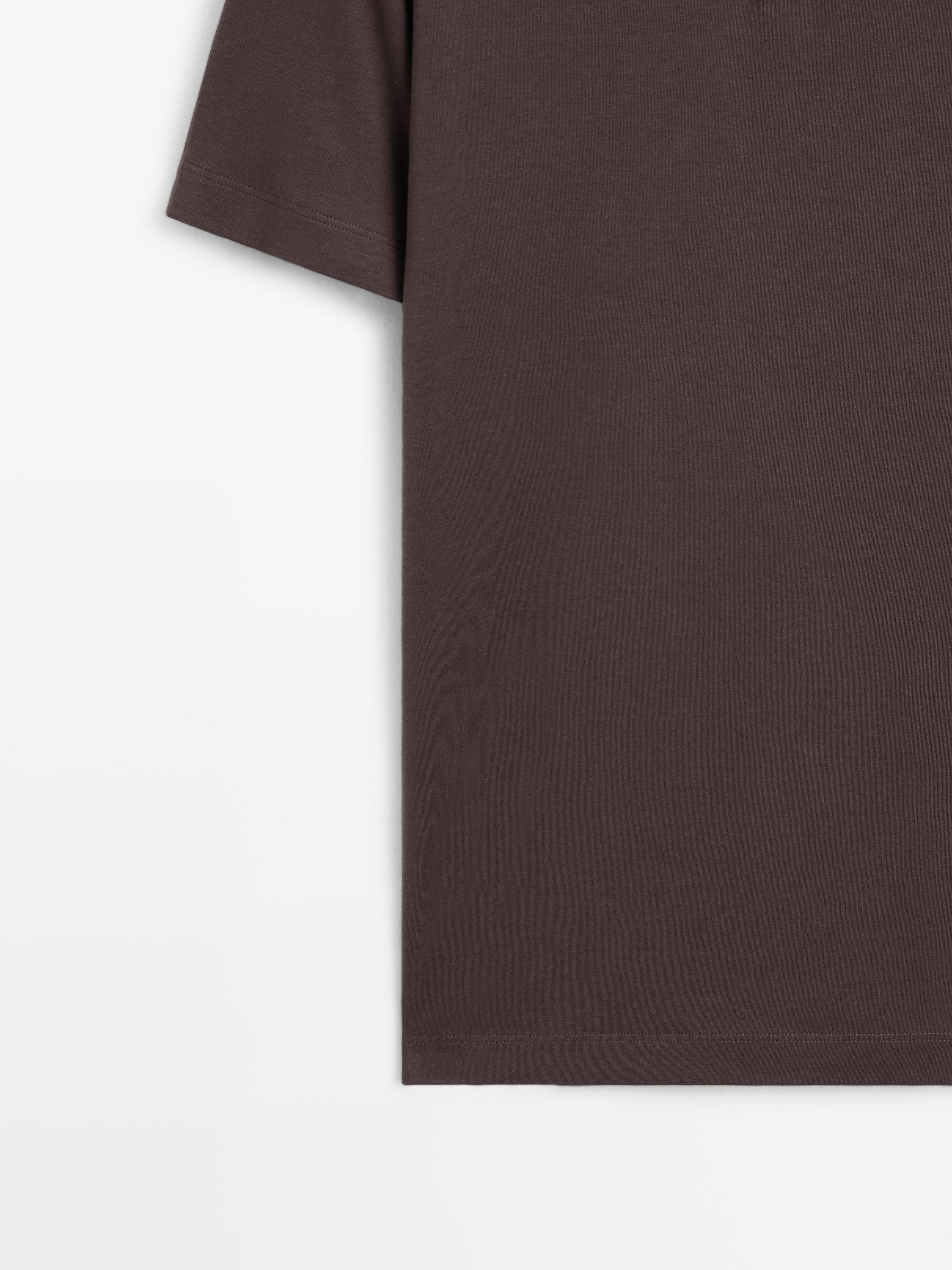 Short sleeve polo shirt with placket detail